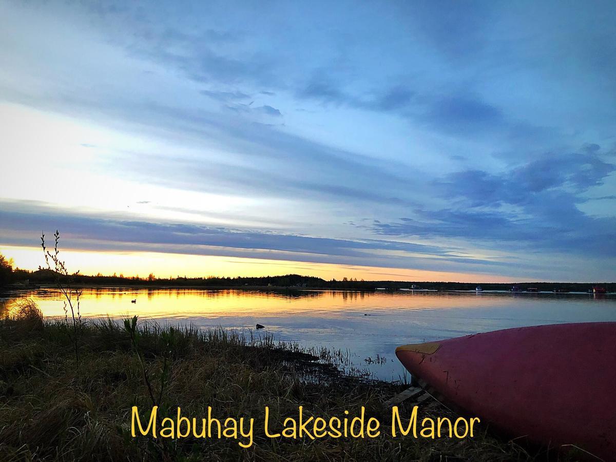 Mabuhay Lakeside Manor Yellowknife Exterior foto